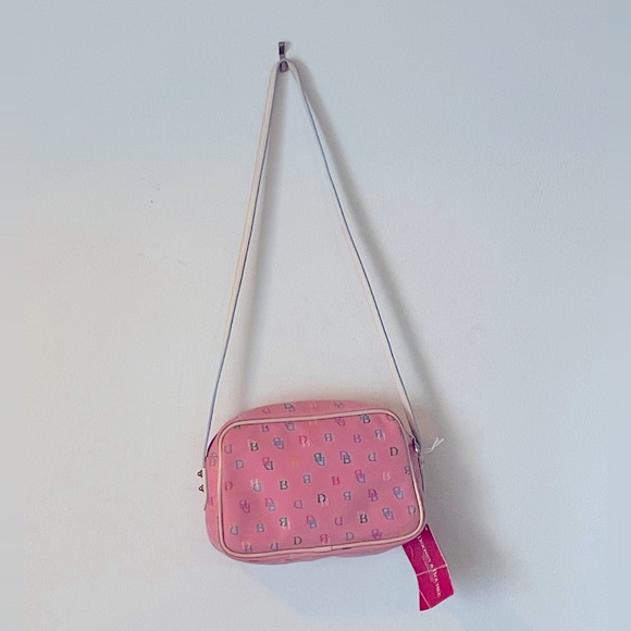 Vintage DOONEY & BOURKE NWT Soft Pink Small Zip Top - Picture 1 of 6